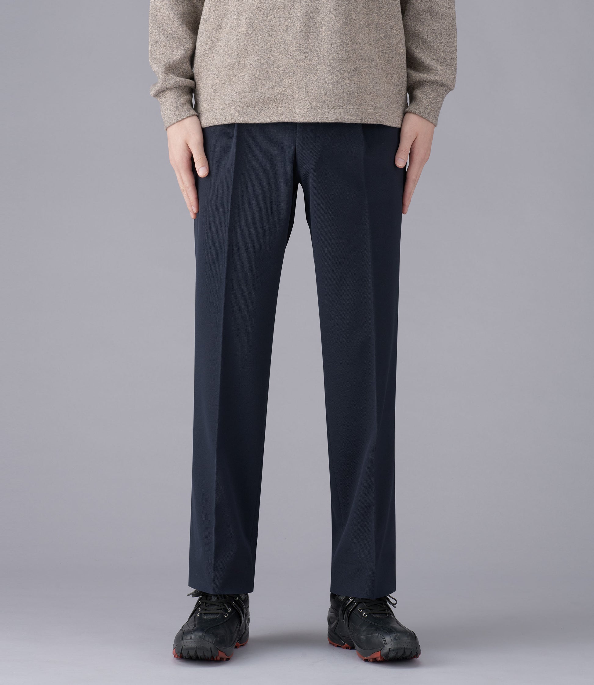 28（ネイビー）