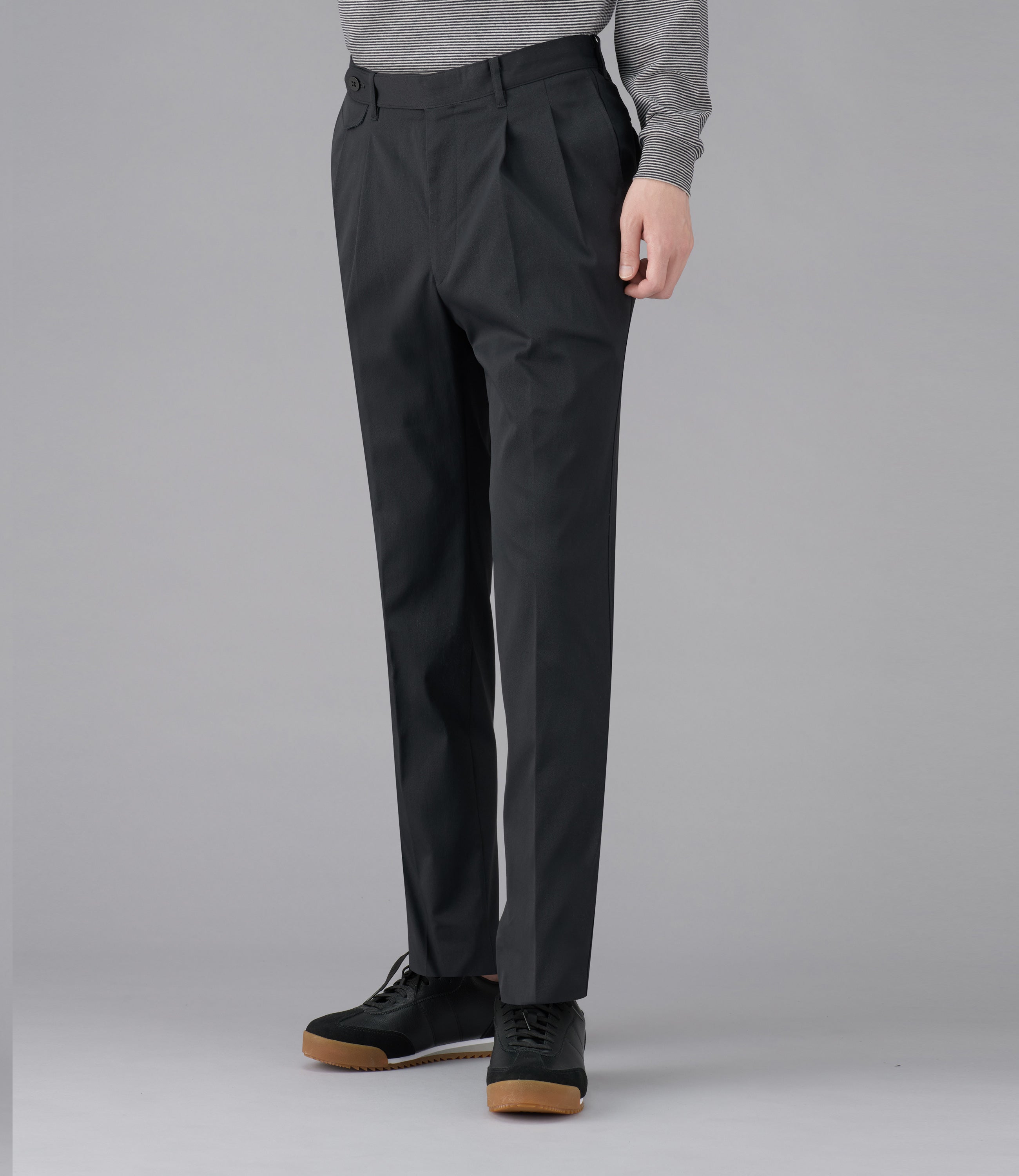 【コーデュラツイル】CALZONI/日本製/カジュアル/ツータックスリムスラックス/バックシャーリング/リラクシング