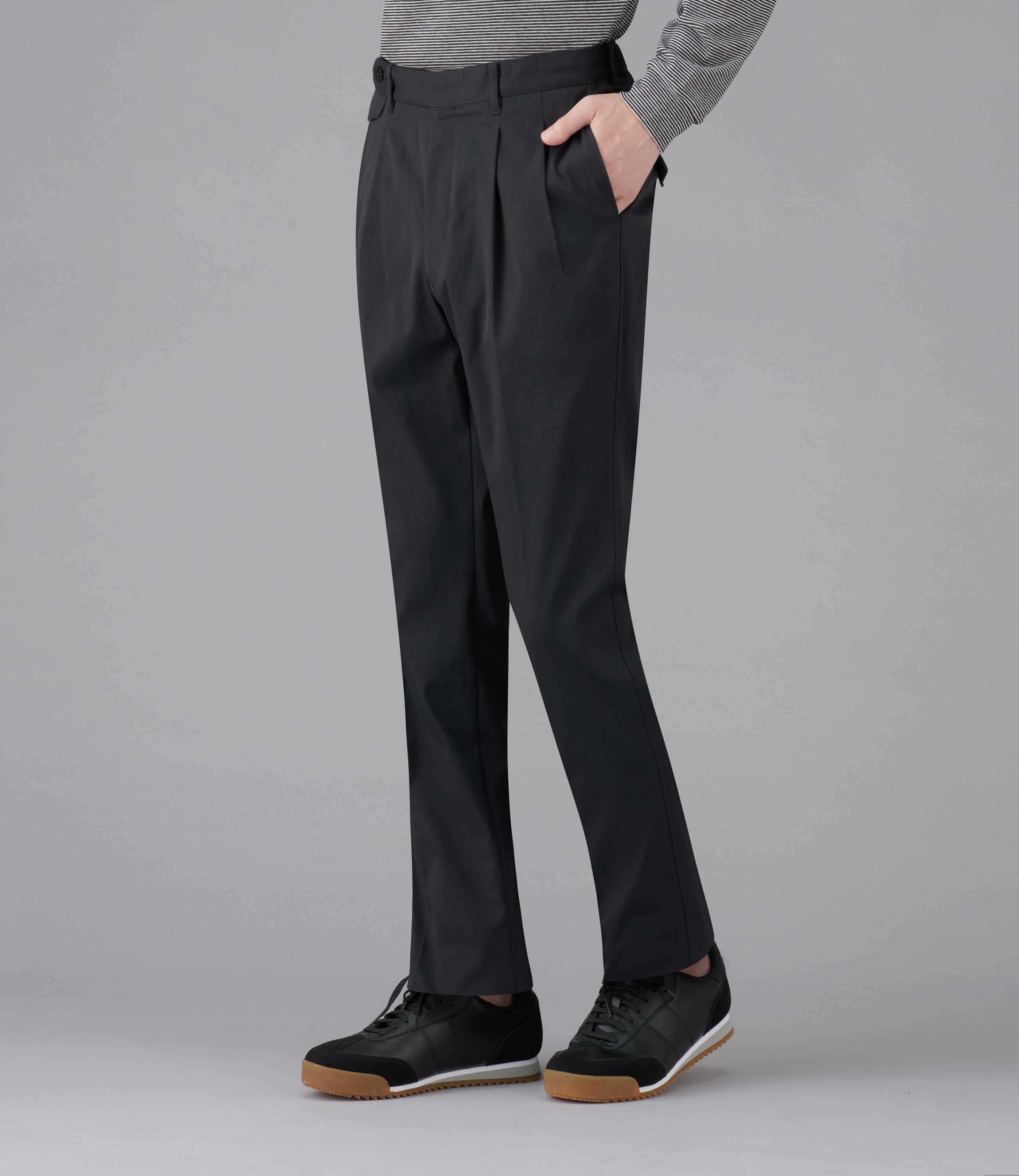 【コーデュラツイル】CALZONI/日本製/カジュアル/ツータックスリムスラックス/バックシャーリング/リラクシング