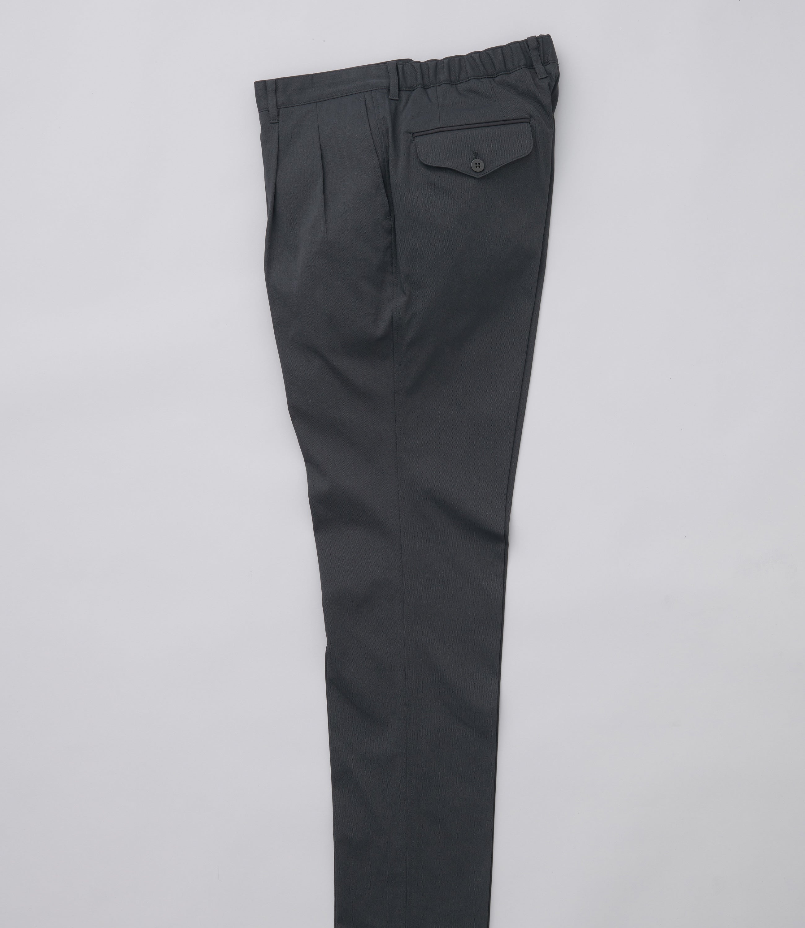 【コーデュラツイル】CALZONI/日本製/カジュアル/ツータックスリムスラックス/バックシャーリング/リラクシング