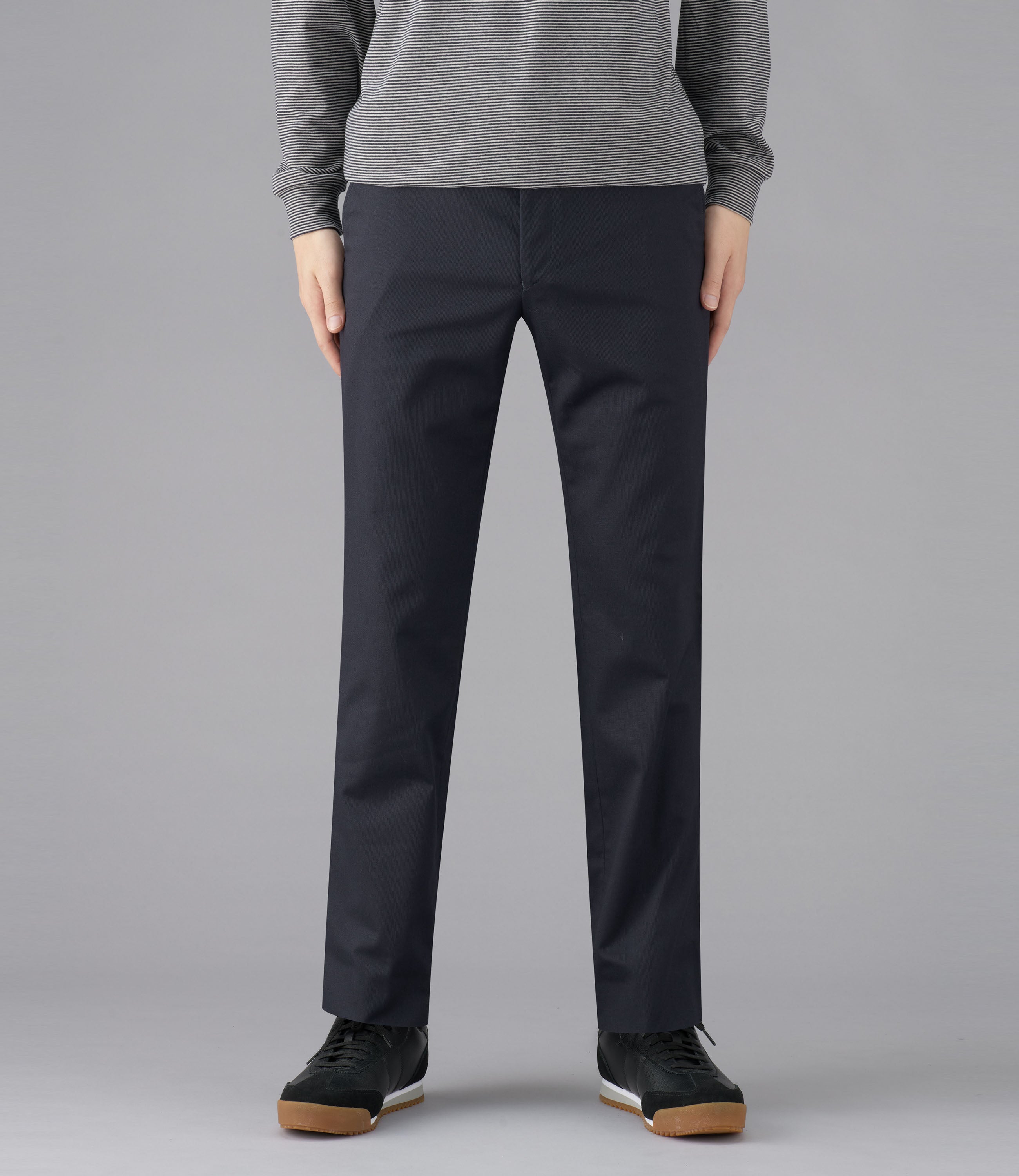 28（ネイビー）